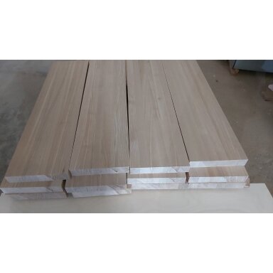 Uosio pakopos 42*300 mm AB Uosio pakopos 42*300 mm AB