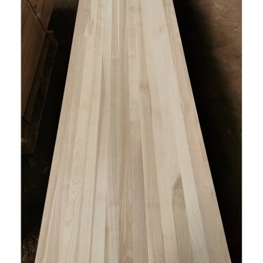Uosio pakopų skydas 42*610*900mm AB Uosio pakopų skydas 42*610*900mm AB
