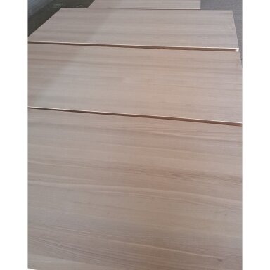 Uosio pakopų skydas 42*610*950 AB Uosio pakopų skydas 42*610*950 AB
